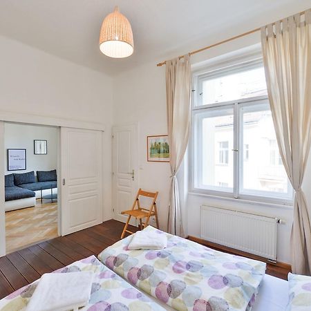 Old Town Sq. Apartment プラハ エクステリア 写真